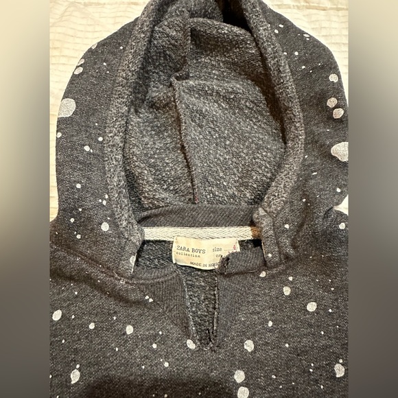 Zara boy’s hoodie, size 4 - Picture 3 of 4